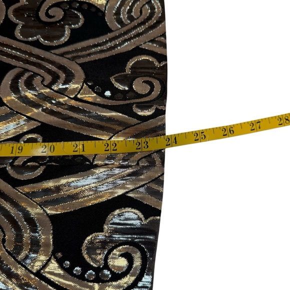 LILLY PULITZER Embellished Tropic Top Metallic Brocade Size 6 Rhinestones EUC - Picture 10 of 10